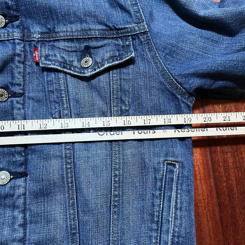 Levis Trucker Jacket Mens Medium Blue Jean Coat 58104 Sherpa DISTRESSED Y2K Era